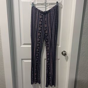 Xhilaration soft printed bootleg pants